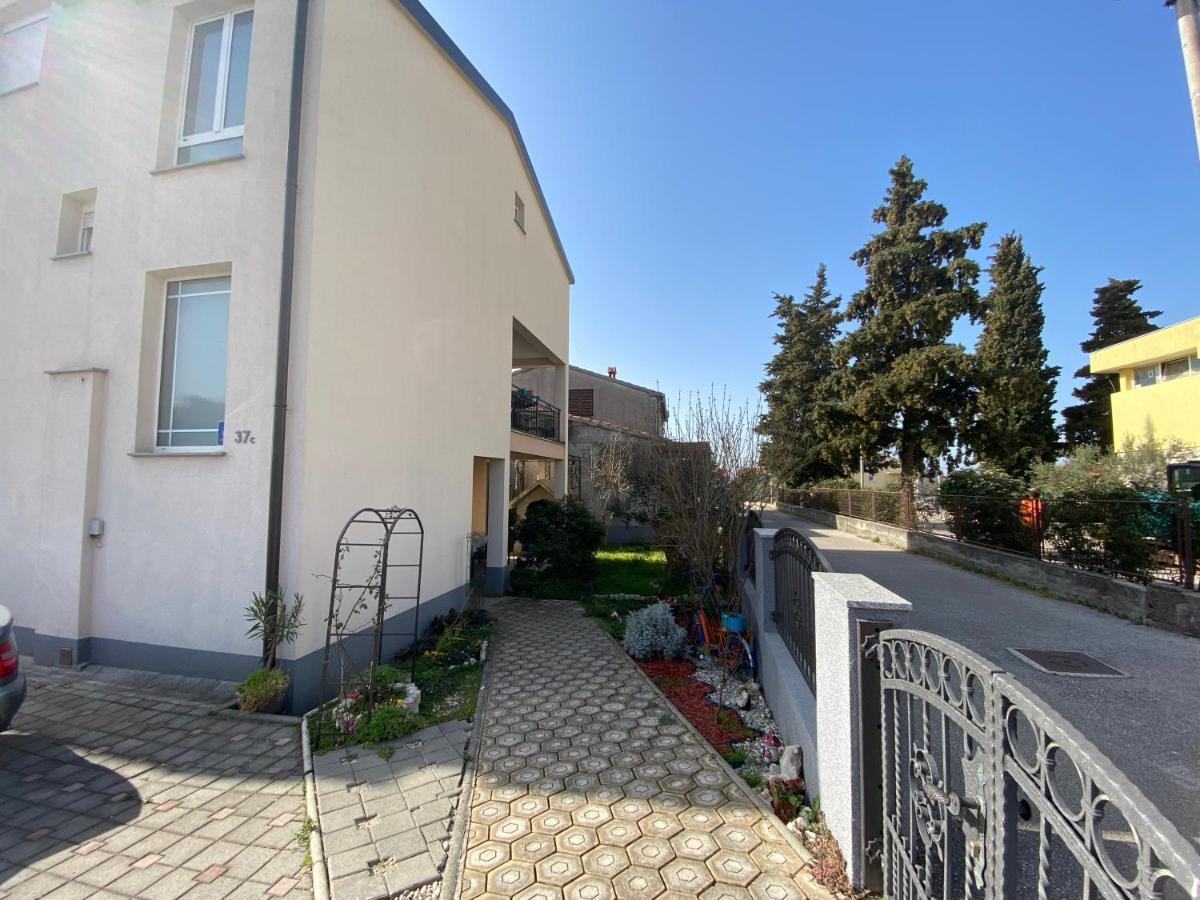 Apartmani Kristo 2 扎达尔 外观 照片