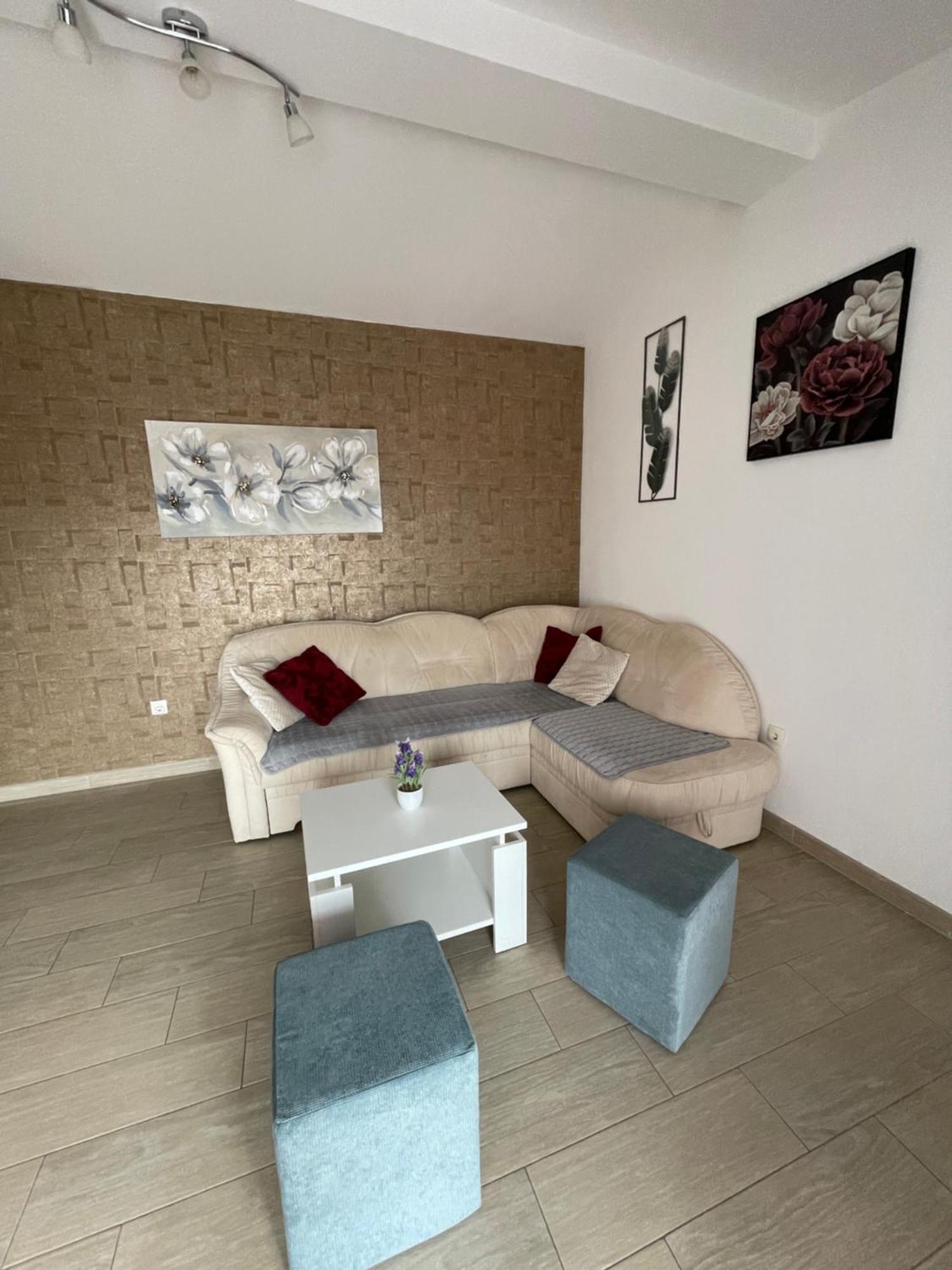 Apartmani Kristo 2 扎达尔 外观 照片